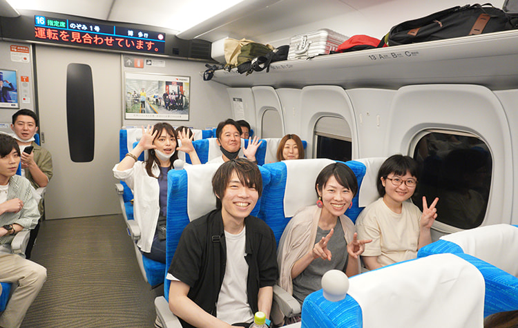 #新幹線で出発！