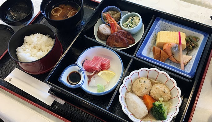 松花堂弁当